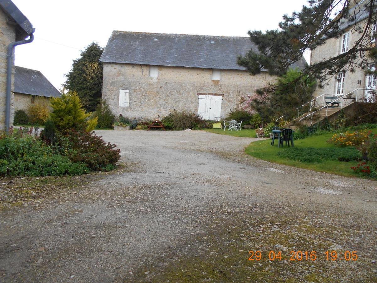 Ferme Manoir La Fiere Panzió Sainte-Mère-Église Kültér fotó